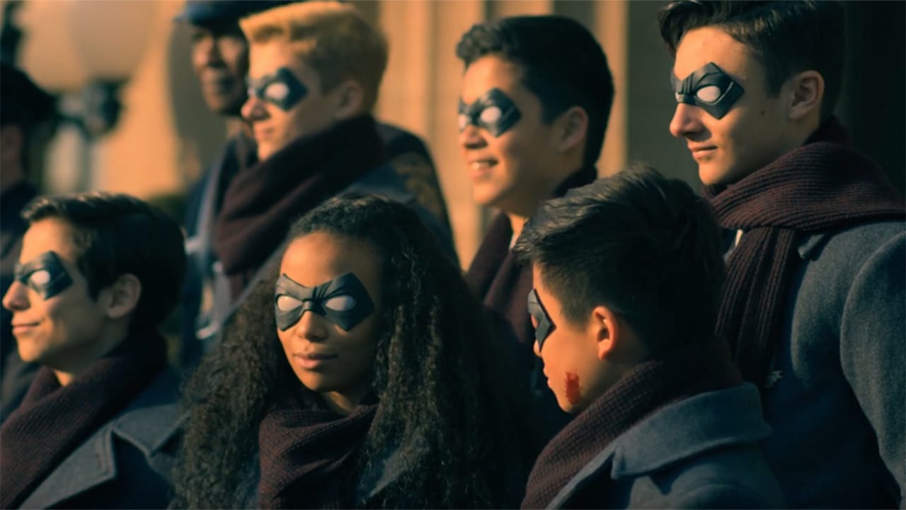 Netflix'ten Yeni Süper Kahraman Dizisi: The Umbrella Academy
