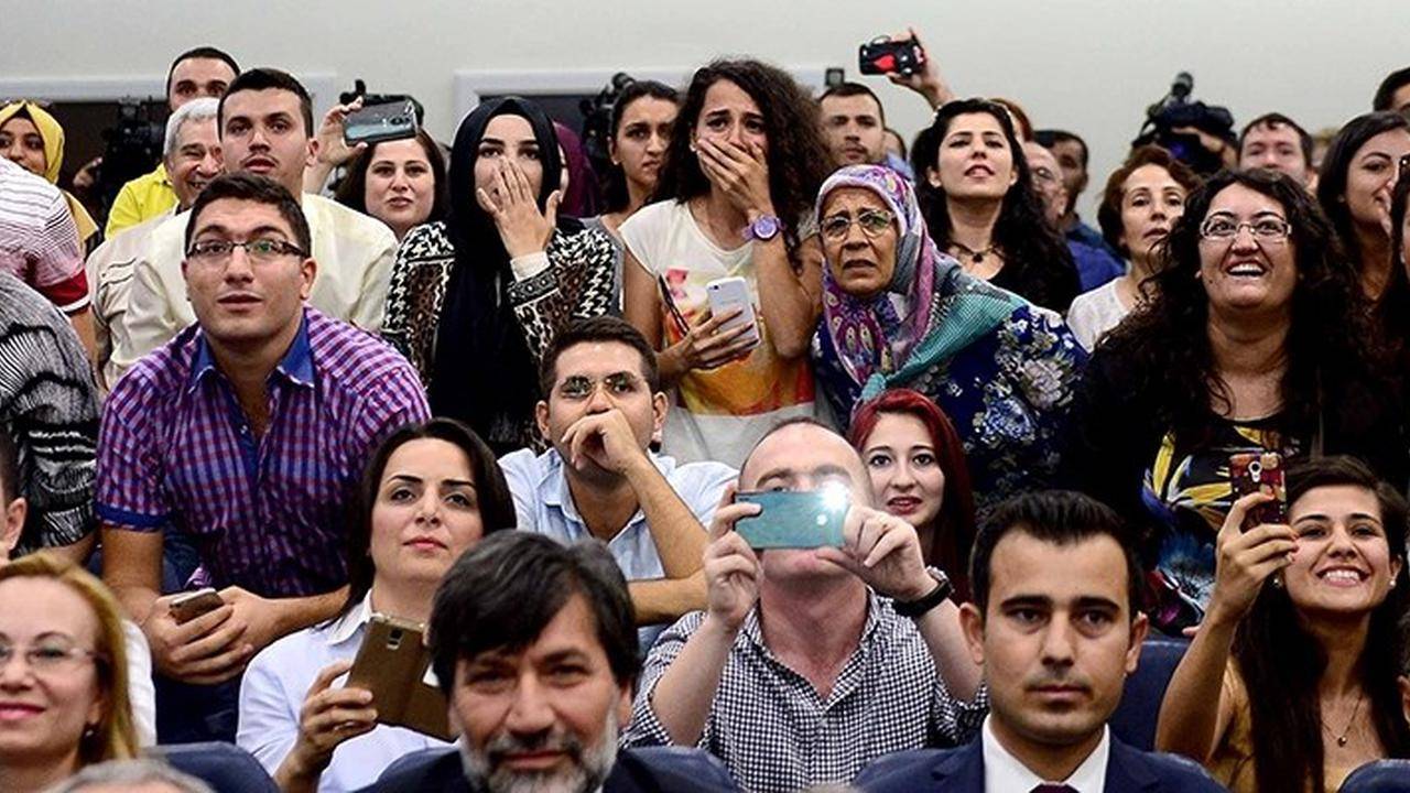 Türk Milli Eğitim Sisteminin Kanayan Yarası: Atanamayan Öğretmenler 