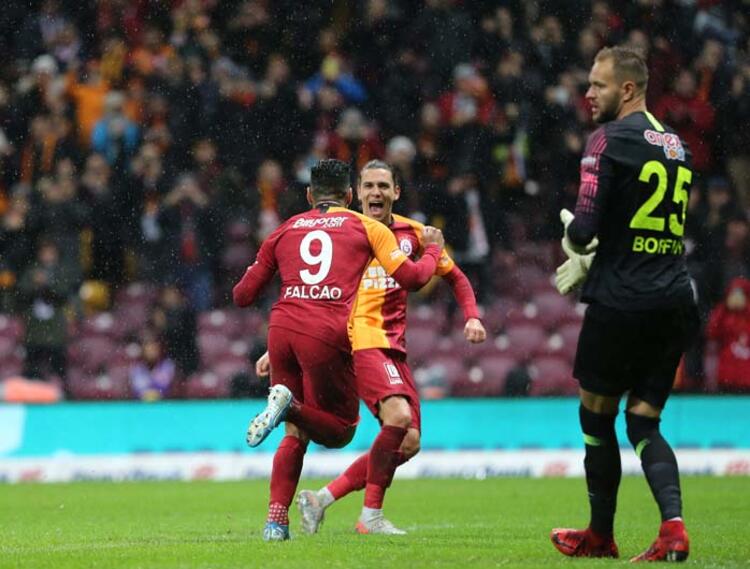 Galatasaray, Falcao ile...