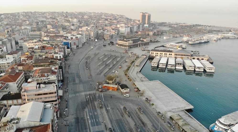 Yasak Sonrası Hayalet Şehire Dönen İstanbul'dan Muhteşem Görüntüler!